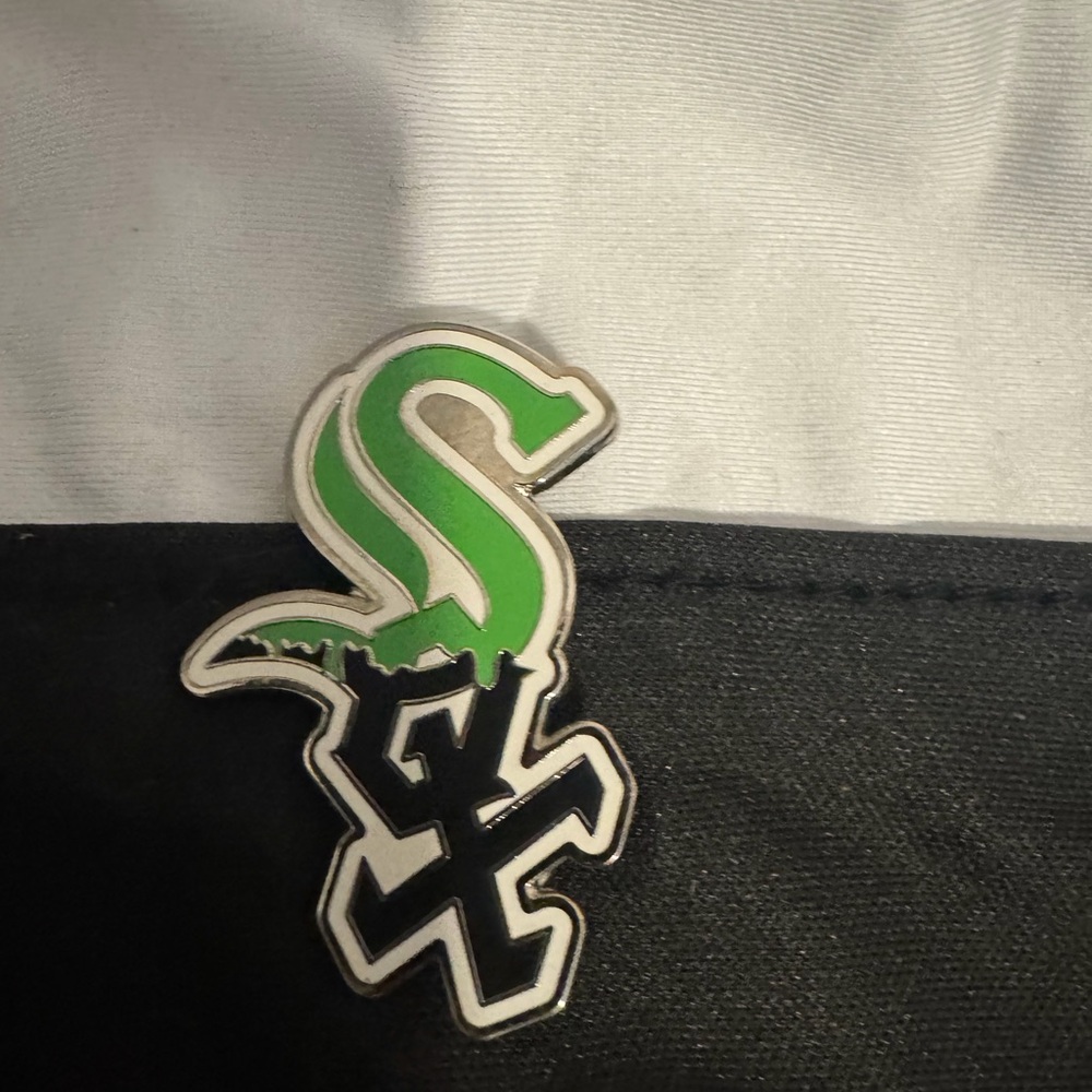 Green and Black Sox Hat Pin